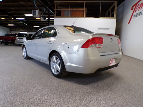 Used 2010 Mercury Milan image 3