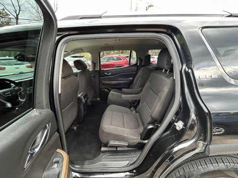 Used 2018 GMC Acadia SLE w/ Driver Alert Package I image 6