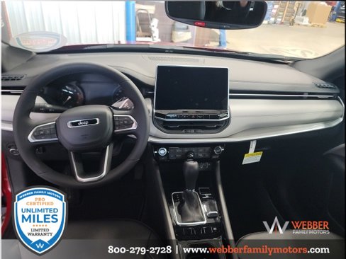 New 2025 Jeep Compass Limited image 12