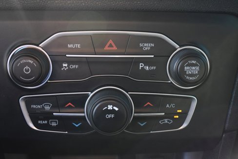 Used 2017 Dodge Charger SE w/ Popular Equipment Group image 25