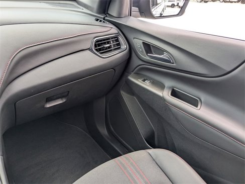 Used 2023 Chevrolet Equinox RS image 16