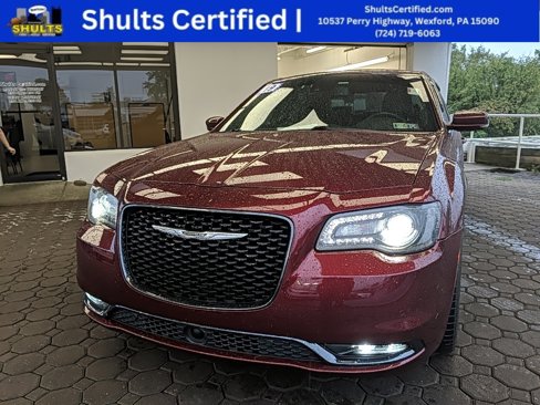 Used 2019 Chrysler 300 S w/ Safetytec Plus Group image 1