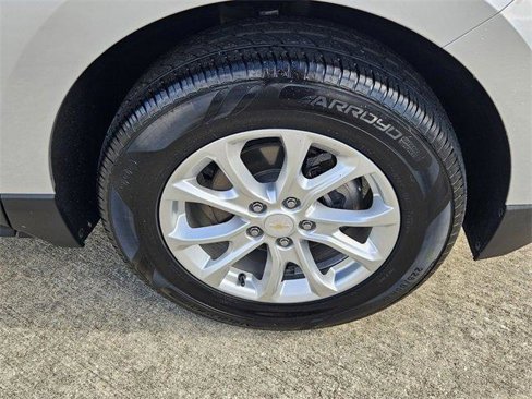 Used 2018 Chevrolet Equinox LS image 16