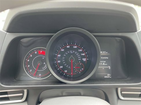 Certified 2023 Hyundai Elantra SEL image 18