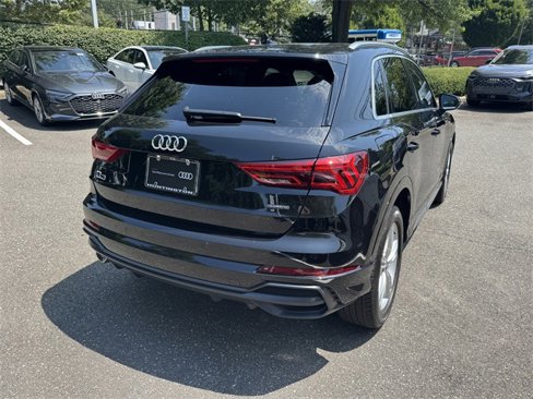 Certified 2022 Audi Q3 2.0T Premium image 6