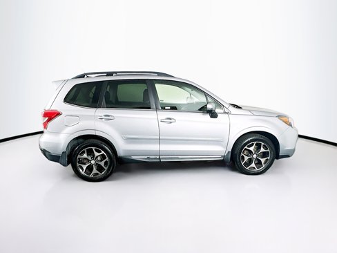Used 2015 Subaru Forester 2.0XT Touring w/ Eyesight & Navigation System image 10