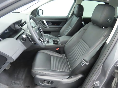 Used 2024 Land Rover Discovery Sport S image 19