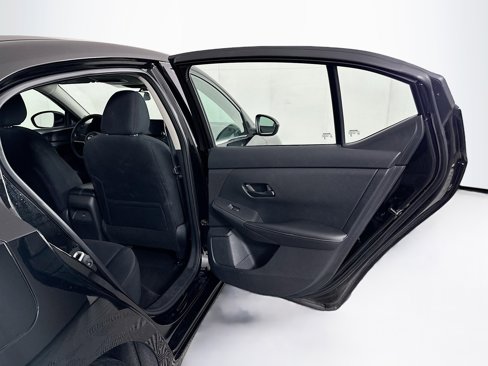 Used 2024 Nissan Sentra SV image 28