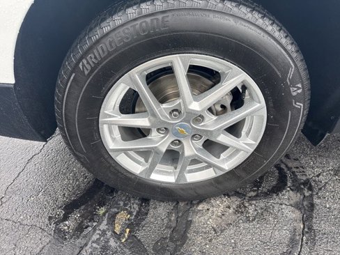 Certified 2022 Chevrolet Equinox LS w/ LPO, Floor Liner Package image 30