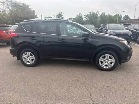 Used 2015 Toyota RAV4 LE image 9