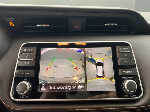 Used 2020 Nissan Kicks SR image 27