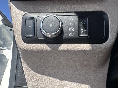 Used 2021 Ford Escape SEL image 5