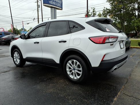 Used 2022 Ford Escape S image 5