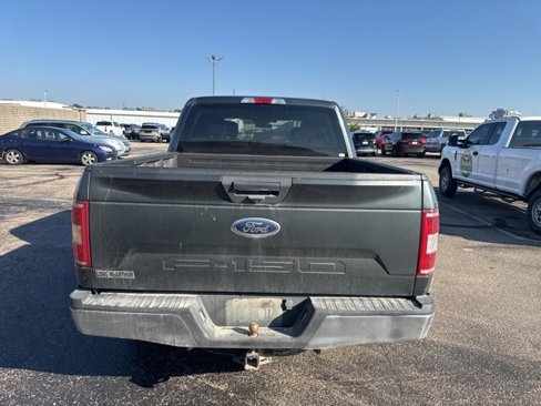 Used 2018 Ford F150 XLT image 6