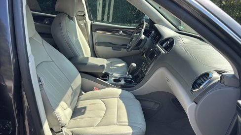 Used 2015 Buick Enclave Leather image 12