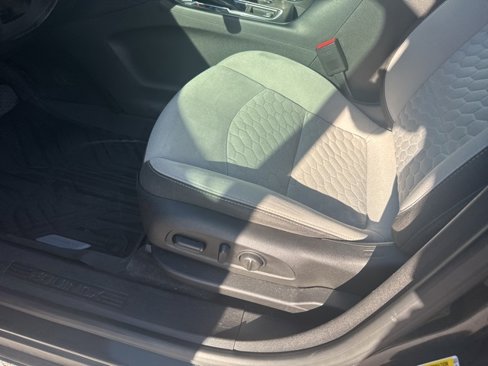 Used 2018 Chevrolet Equinox LT image 7