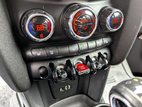 Used 2015 MINI Cooper 2-Door Hardtop image 18