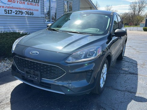 Used 2022 Ford Escape SE image 1