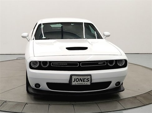 Used 2022 Dodge Challenger GT image 2