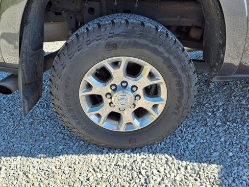 Used 2019 RAM 2500 Laramie image 37