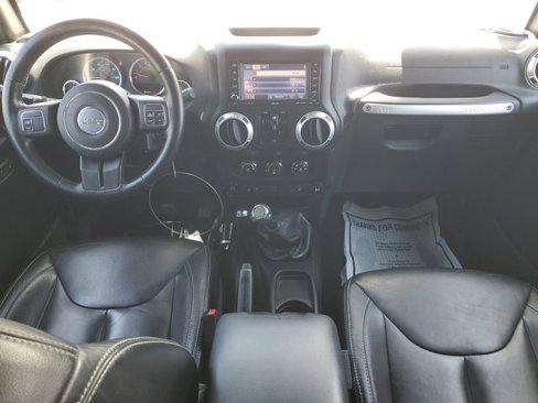 Used 2015 Jeep Wrangler Unlimited Sahara w/ Dual Top Group image 14