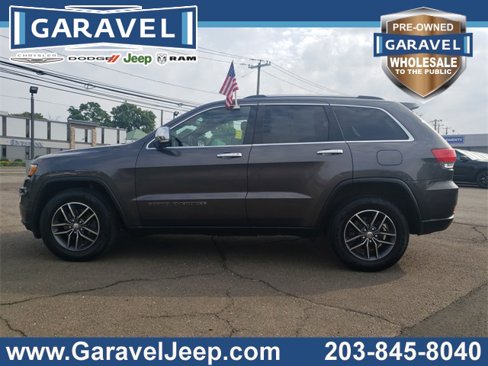 Used 2017 Jeep Grand Cherokee Limited image 14