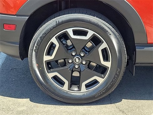 Certified 2022 Ford Bronco Sport Outer Banks w/ Tech Package image 32