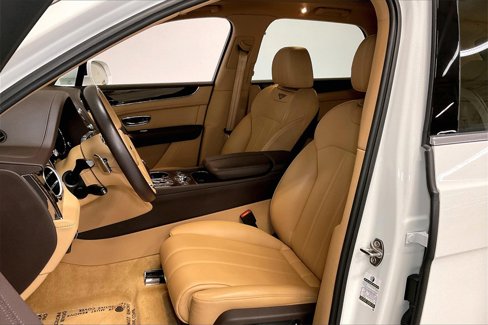 Used 2019 Bentley Bentayga image 8
