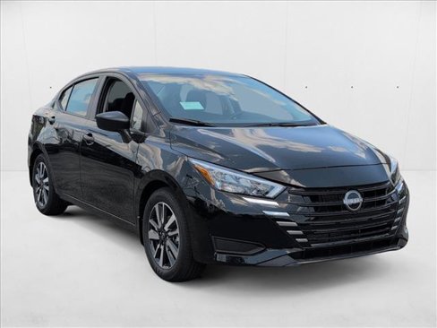 New 2025 Nissan Versa S image 3