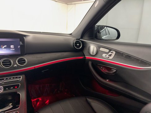 Certified 2019 Mercedes-Benz E 300 image 29