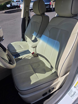 Used 2012 Lincoln MKZ image 17