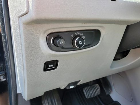 Used 2018 GMC Terrain SLE image 7