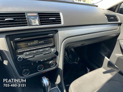 Used 2015 Volkswagen Passat 1.8T S image 12