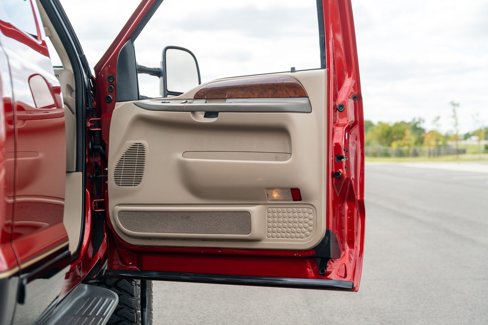Used 2001 Ford F350 Lariat image 36
