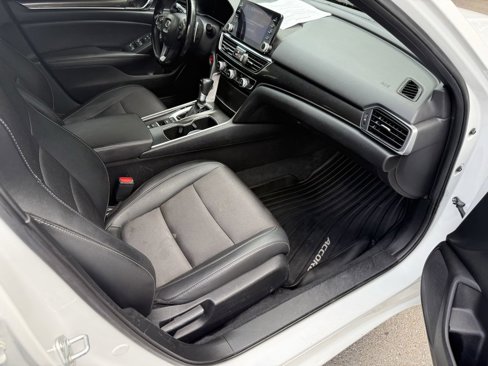 Used 2021 Honda Accord Sport image 36