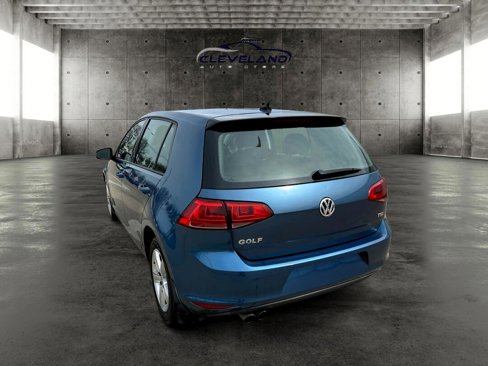 Used 2017 Volkswagen Golf S image 5