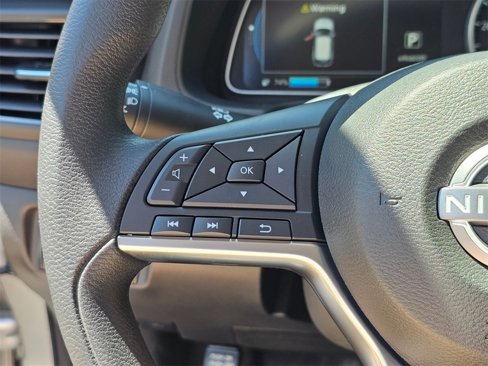New 2025 Nissan Leaf S image 34