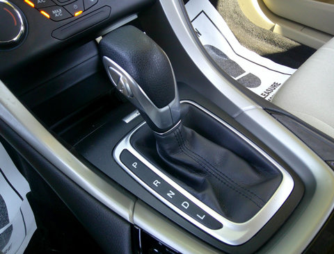 Used 2015 Ford Fusion SE image 26