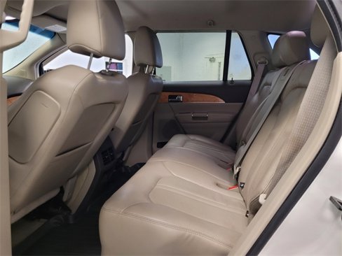 Used 2012 Lincoln MKX FWD w/ Wood Pkg image 6