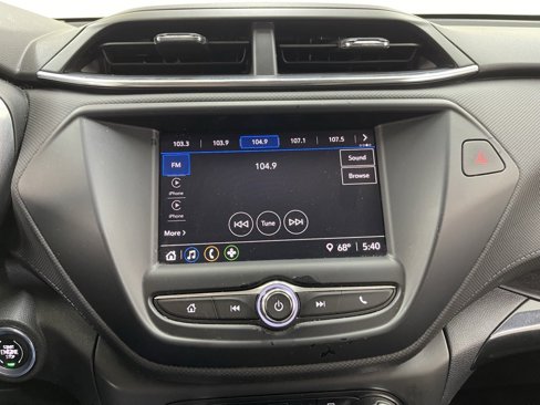 Used 2022 Chevrolet TrailBlazer LT w/ LPO, Blackout Package image 25