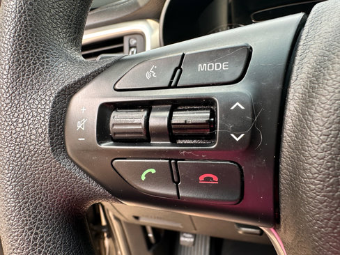 Used 2018 Kia Sorento LX image 14