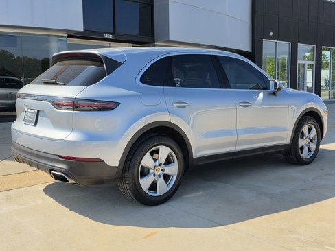 Certified 2019 Porsche Cayenne w/ Premium Package image 8