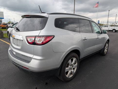Used 2016 Chevrolet Traverse LT w/ Style and Technology Package image 7