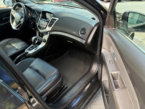 Used 2014 Chevrolet Cruze LT w/ RS Package image 16