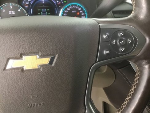 Used 2018 Chevrolet Suburban Premier image 29