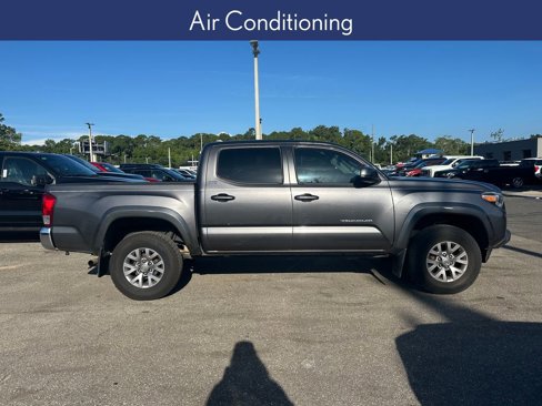 Used 2017 Toyota Tacoma SR5 image 7