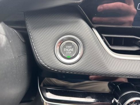 New 2026 Chevrolet Equinox LT image 16