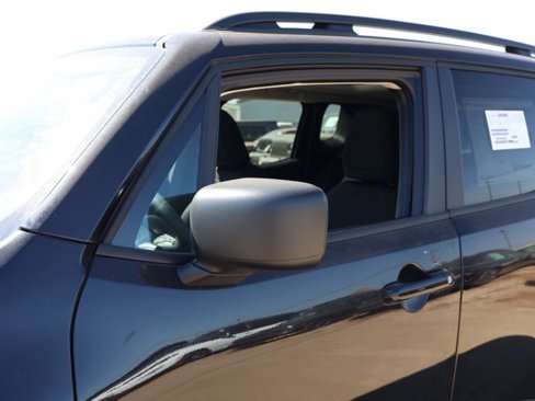 New 2023 Jeep Renegade Latitude w/ Sun & Fun Group image 11