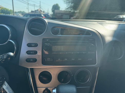 Used 2006 Toyota Matrix image 32