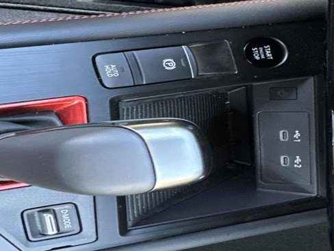 Used 2025 Nissan Kicks SR w/ SR Premium Package image 23